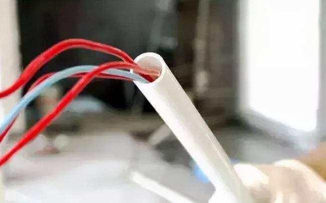 排管、電纜溝、穿管敷設(shè)在什么情況下采用？需要注意什么？